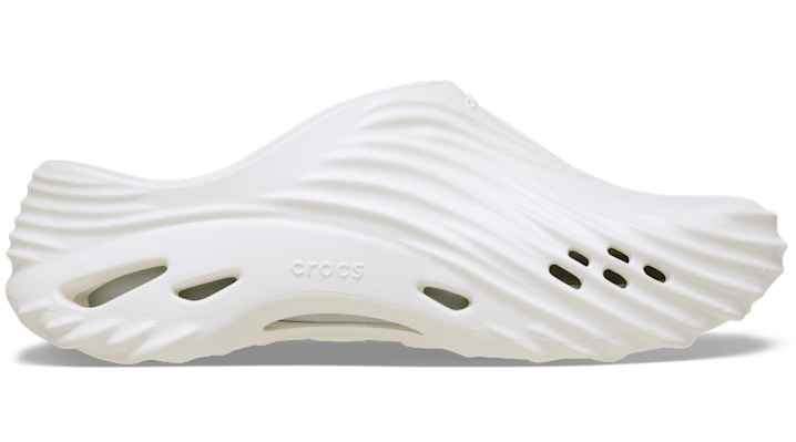 Echo Wave Sabots Unisex Chalk 36 - Crocs - Modalova