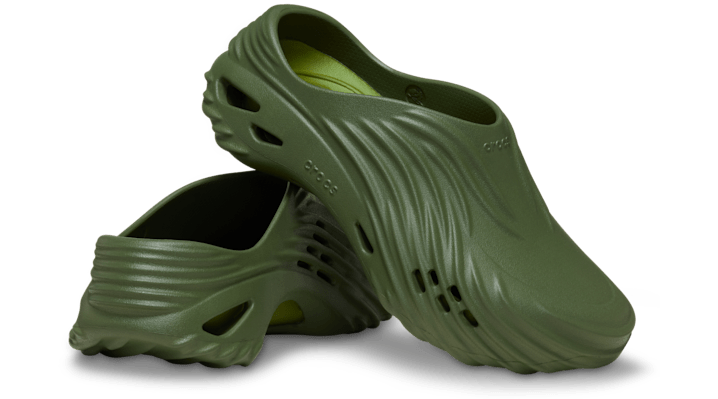 Crocs | Unisex | Echo Wave | Clogs | Army Green | - 210521-309