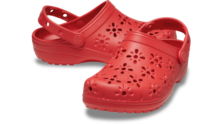 Crocs unisex Classic Floral Cut-Out Clogs Cherry Red - 210927-6ZR