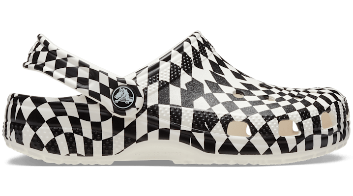 

Kids’ Warped Checker Clog