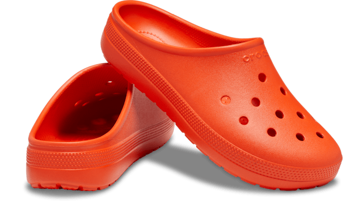 Crocs unisex Classic Low Profile Clogs Lava - 211139-84J