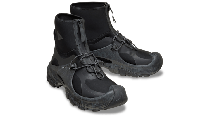 END. x and wander x Crocs Trailbreak Black - 211180-001
