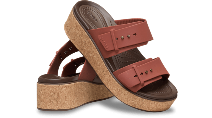 Crocs | Women | Brooklyn Cork Buckle | Sandals | Rust | - 211252-862