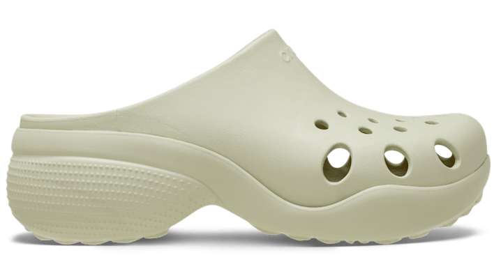 

Aura Clog