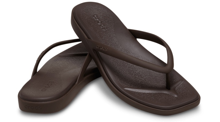 Crocs | Women | Miami | Flips | Coffee | - 211435-21Q