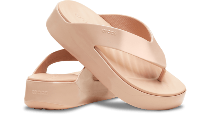 Crocs | Women | Getaway Platform Patent | Flips | Pink Caramel | - 211478-7AF
