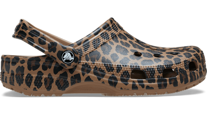 Crocs Classic Animal Sabots Unisex Sepia / Leopard missing - Crocs FR Feed New - Modalova