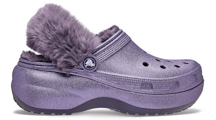 Crocs | Women | Classic Platform Fuzz Lined Glitter | Clogs | Nightshade | - 211922-5CI