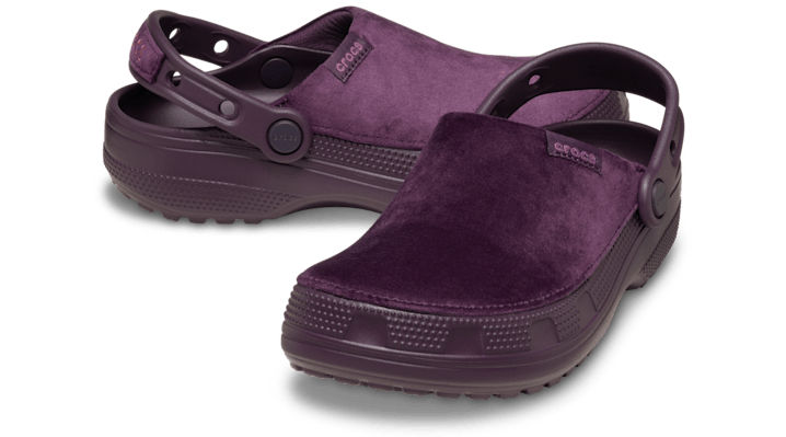 Crocs unisex Clogs Plush Plum - 211931-5CQ