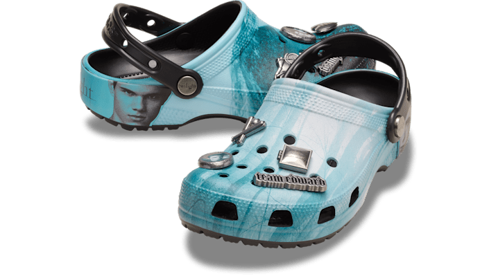 Crocs | Unisex | The Twilight Saga Classic | Clogs | Multi | - 212238-90H