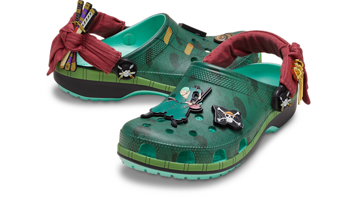 One Piece x Crocs Clog 'Roronoa Zoro' | Green | Men's Size 8 - 212953-90H