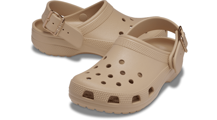 Crocs unisex Classic Metallic Buckle Clogs Blush - 213543-684