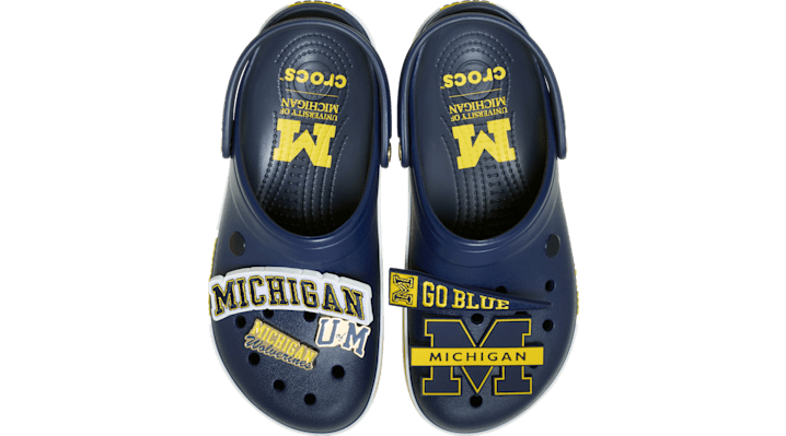 Crocs Collegiate Michigan Wolverines Crocband Clogs, Men's, M7/W9