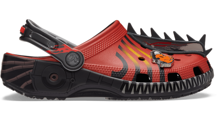 Crocs | Unisex | Chainsaw Man Classic  | Clogs |  | 39