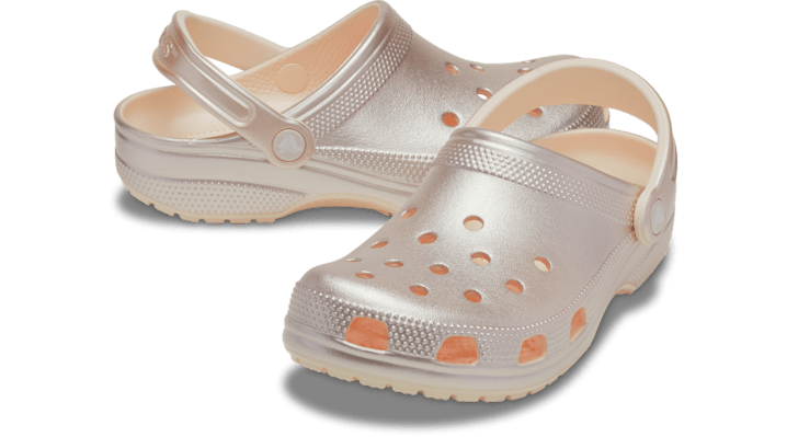 Crocs unisex Classic Tinted Metallic Clogs Peach Ice - 214010-86N