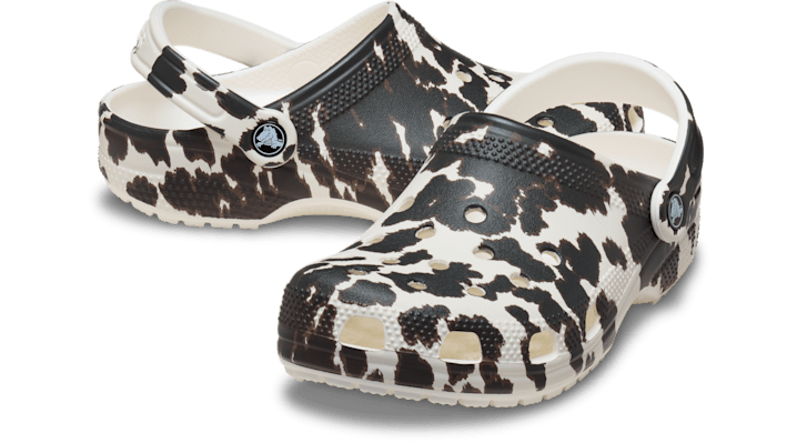 Crocs | Unisex | Classic Pop Animal | Clogs | Chalk/Multi | - 214153-0PZ