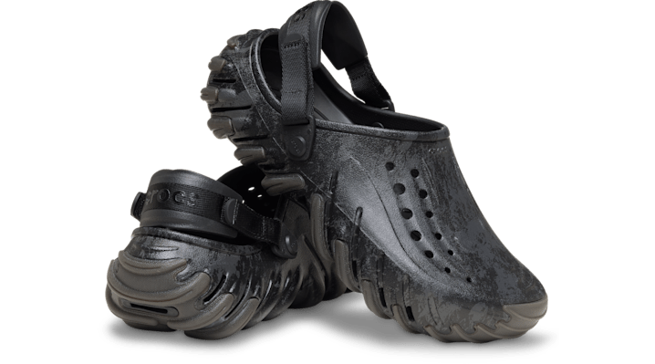 Crocs | Unisex | Echo RO Traverse | Clogs | Black / Multi | - 214184-0C4