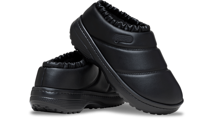 Crocs unisex Unfurgettable Puffy Clogs Black - 215274-001