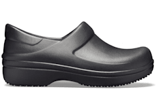 12 non slip restaurant shoes & where to buy them