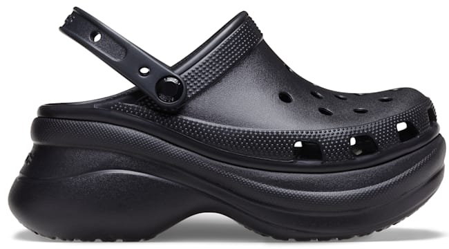 新品❣️クロックス★人気★黒ファー22〜23 クロックス（crocs）（メンズ、レディース）サンダル メガ