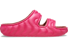 Pink fleece crocs hot sale