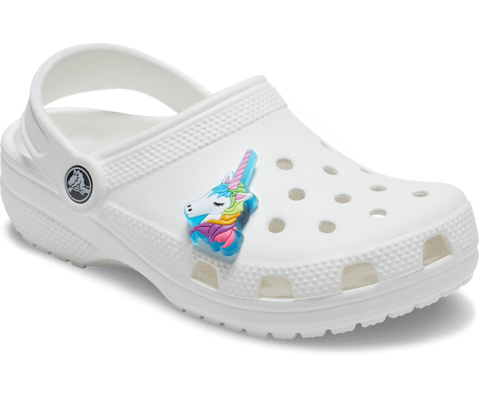 These croc charms light up when you walk! 😱 😱😱 #crocs #