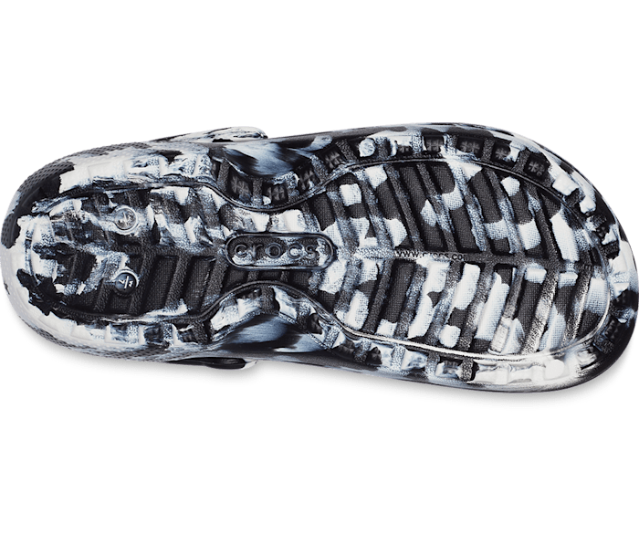 crocs off white vapormax