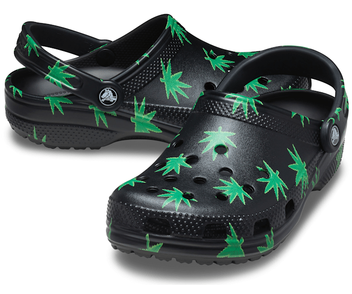 removing fur from crocs
