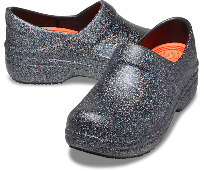 crocs neria pro graphic clog