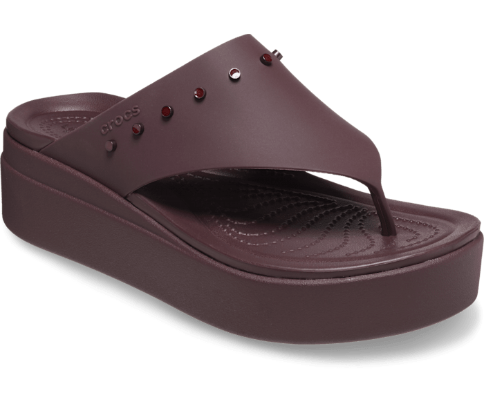 クロックス公式】ブルックリン スタッズ フリップ|サンダル 定番|ウィメンズ|Crocs公式 クロックス厚底サンダル ブルックリン スタッズ フリップ