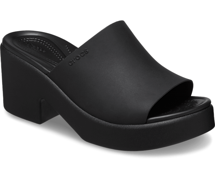 These Croc Brooklyn Wedge Sandals are so cute and comfortable