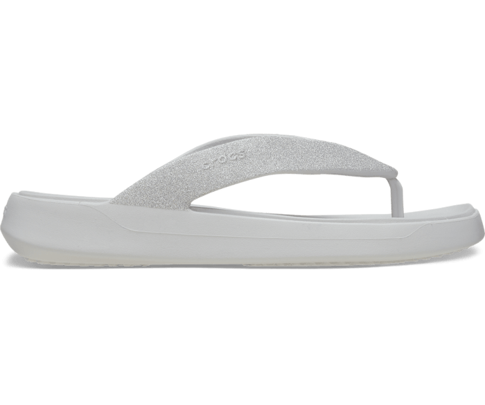 crocs croslite flip flops