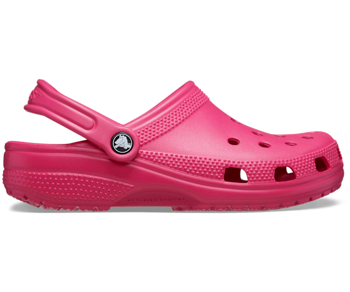 Store that sells crocs deals