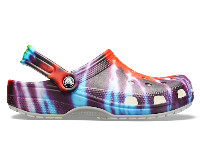 Tie dye 2025 crocs shoe show
