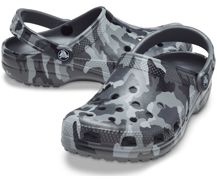 Camo crocs size 14 shop
