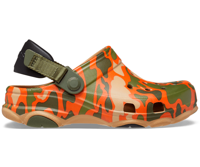 Youth camo outlet crocs