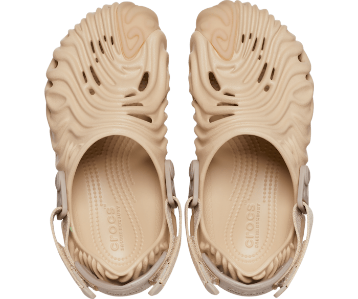 Boys crocs near me discount