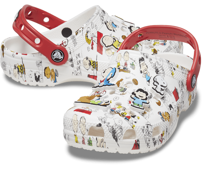 Crocs snoopy outlet