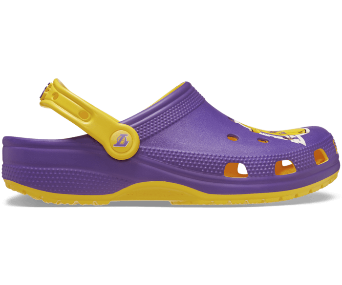 Stores that sale crocs near me top