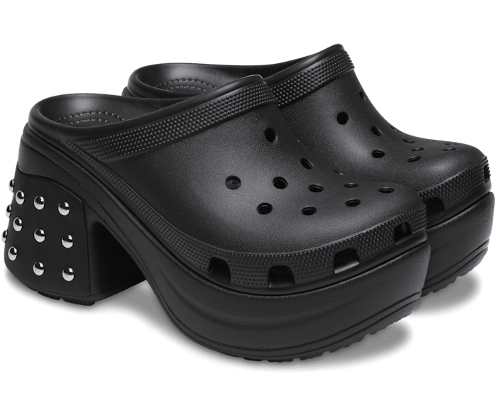 Black best sale studded crocs