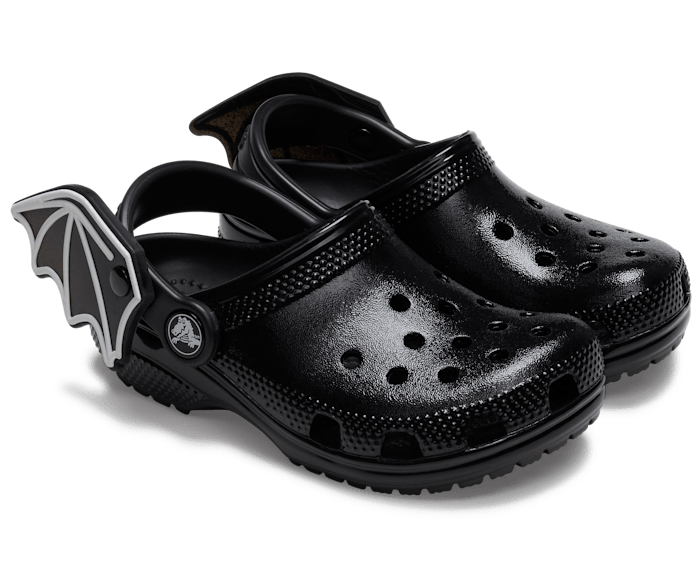 2 crocs store