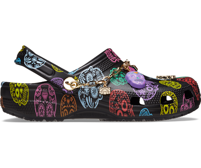Olympia sports store crocs