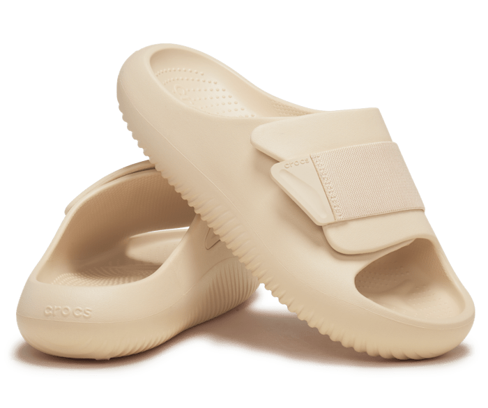 Luxe crocs 2025