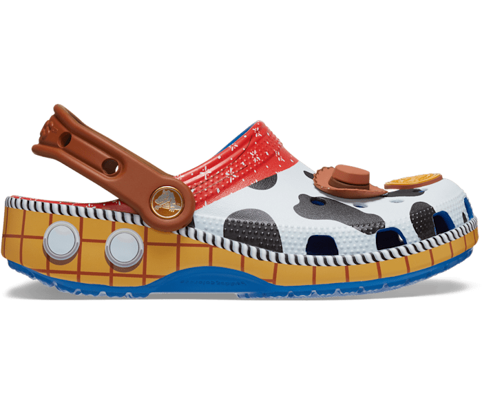 Size c4 crocs store