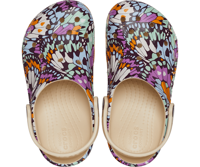 Seasonal crocs clearance