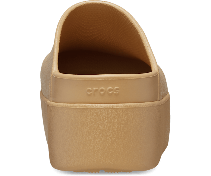 Where can i find crocs near me deals