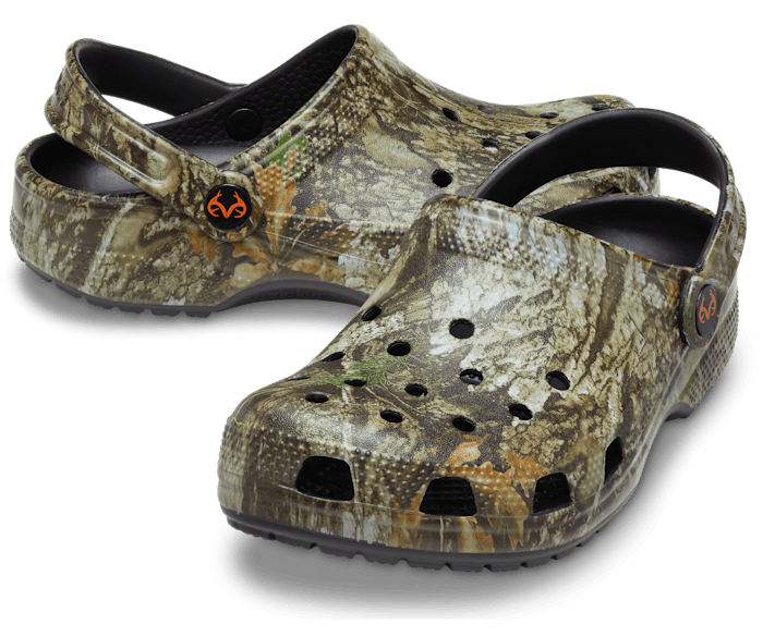 Camo crocs for toddlers shop