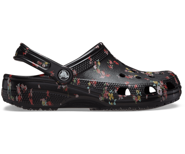 Graphic crocs outlet