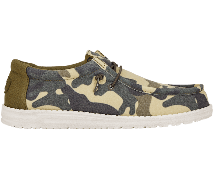 Wally Washed Camo HEYDUDE