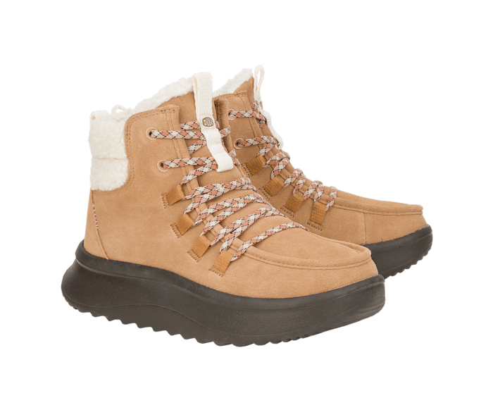 Wendy Peak Apres Suede Cozy